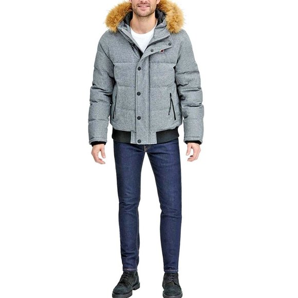 Tommy Hilfiger Quilted Bomber Jacket with faux fur lined hood Mens L